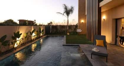 Magnificent Villa Golf Amelkis Marrakech