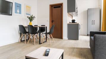 Familien-Studiosuite | Schreibtisch, kostenloses WLAN, Bettwäsche