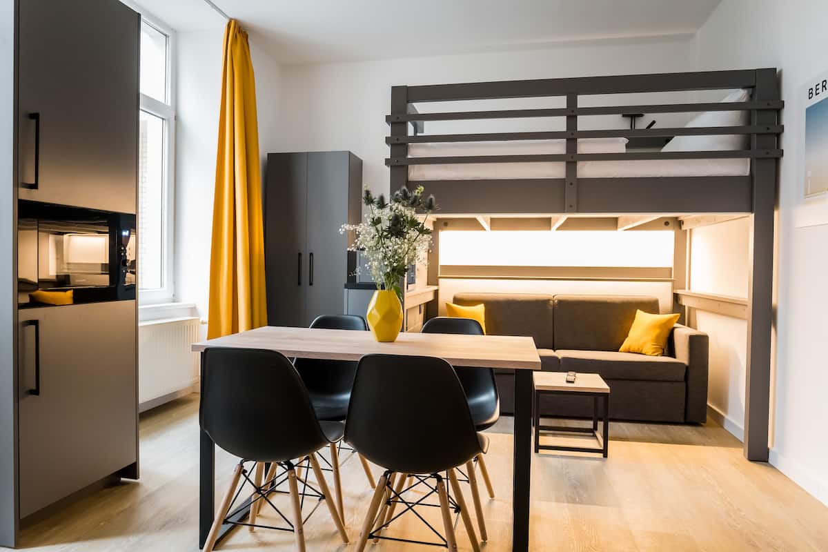 Comfort Studio | Desk, free WiFi, bed sheets