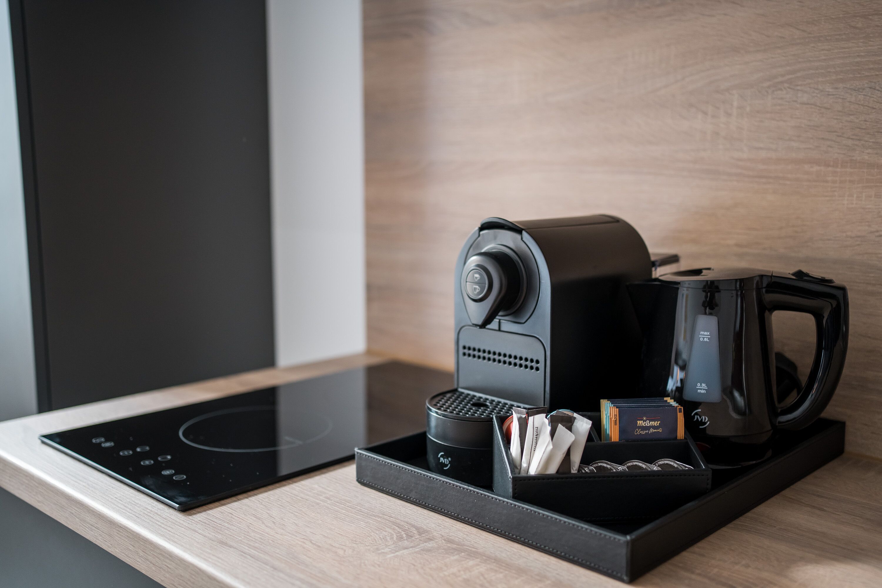 Foto - Homaris Boxi Studios