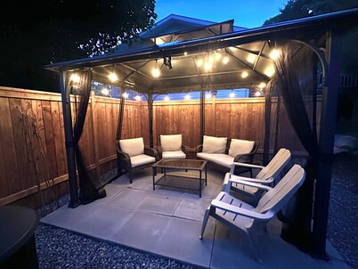 Completely renovated home in Parry Sound,with full Kitchen, laundry & Gazebo!