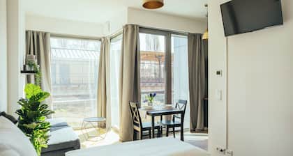 The Rix Studios & Suites