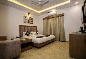 Pillow-top beds, laptop workspace, blackout curtains, free WiFi