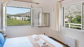 2 bedrooms, free WiFi, bed sheets, wheelchair access