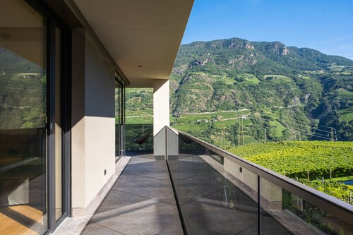 Apartment 'Falser's Mountain Lodge' with Mountain View, Private Terrace and Wi-Fi