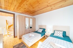 2 sovrum, strykjärn/strykbräda, gratis wi-fi och sängkläder