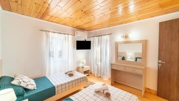 2 chambres, fer et planche Ă  repasser, Wi-Fi gratuit, draps fournis