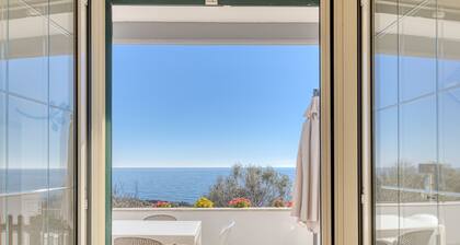 Appartement "Villetta Del Cuore" avec vue sur la mer, Wi-Fi et climatisation.