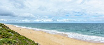 Sky Blue Retreat- Family Friendly, WIFI , Escape to Dalyellup
