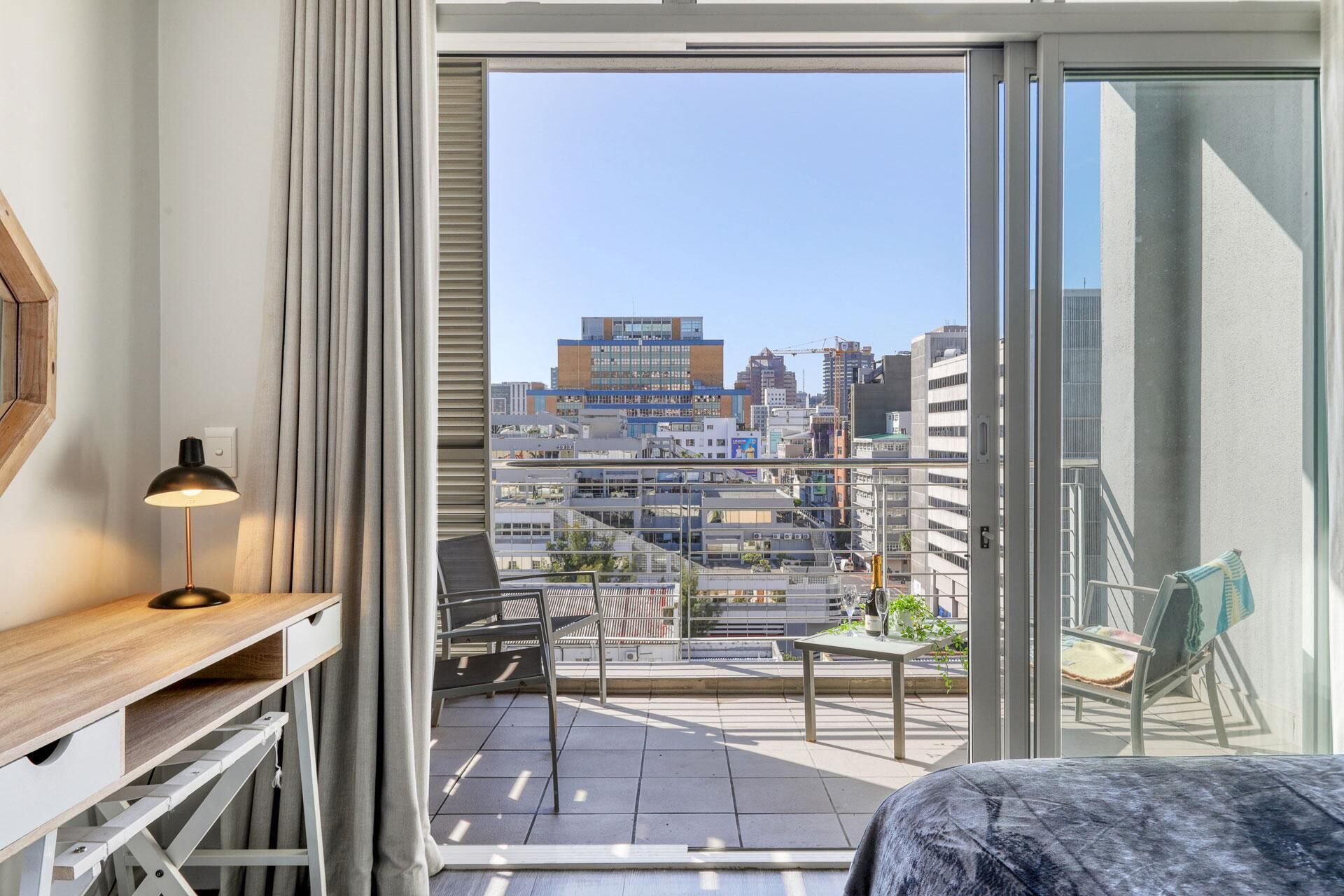 1 Schlafzimmer, Bügeleisen/Bügelbrett