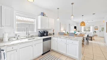 House | Private kitchen | Full-size fridge, microwave, oven, stovetop