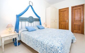 1 habitación y caja de seguridad en la habitación 