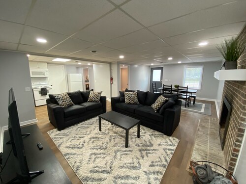 Charming 2BR Apt near Westminster Downtown & Scenic Hiking Trails