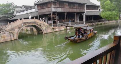 Shuijing Jingguan Inn