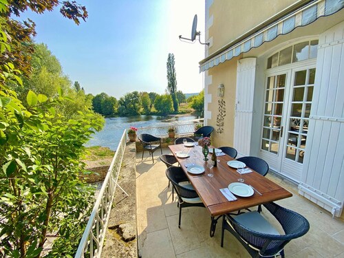 Au bord de la Vezere - 4 or 8 people
