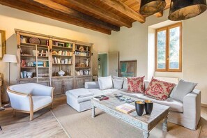 Télévision, espaces bureaux