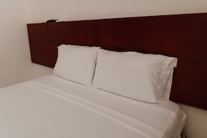 Klassieke kamer | Een strijkplank/strijkijzer, gratis wifi, beddengoed