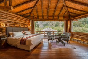 Premium bedding, down duvets, in-room safe, individually decorated - Casa Raiz -The Handmade House in Calca (Calca)