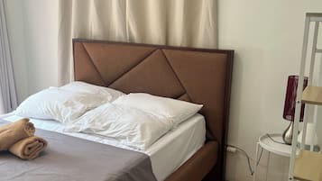 2 bedrooms, WiFi, bed sheets