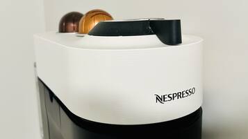 Kaffe og/eller kaffemaskine