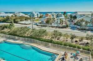 Property grounds - Villas at Seagrove by Panhandle Getaways (Santa Rosa Beach)