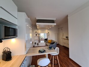 Interior - Spacious Studio 2 steps from the station (Sartrouville)