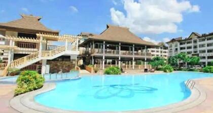 Charming Family Condo Resort beside SM Mall!