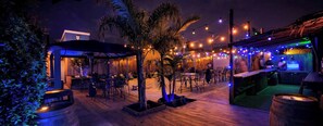 Outdoor dining - Hawaiian Lof.t w/ Vinyl Player. Speakeasy included (San Diego)