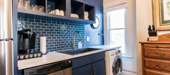 The Gallery Loft - Walk & Dine!