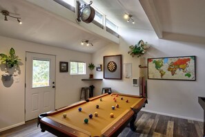 Spielezimmer