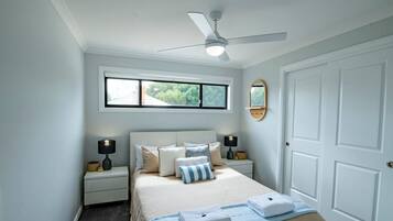 2 bedrooms, desk, iron/ironing board, travel cot