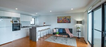 Cosy Retreat on Naman - Private & Convenient 