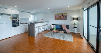 Cosy Retreat on Naman - Private & Convenient