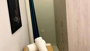 1 bedroom, individually decorated, individually furnished