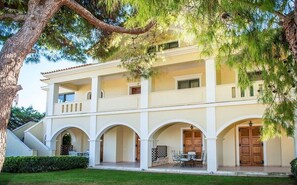 Exterior - Astarte Villas - Coco Palm Deluxe 2 Bedroom Apartment N3 (Ζακυνθος)