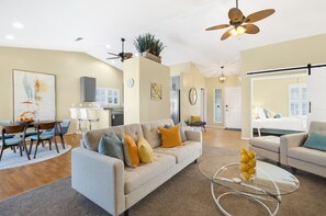 Smart TV, fireplace - Casa Nolan | A Louisa Davis Property (La Quinta)