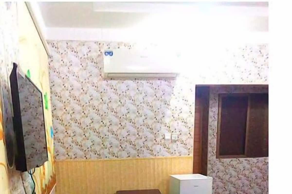 Deluxe-Doppelzimmer | Bügeleisen/Bügelbrett, kostenloses WLAN, Bettwäsche