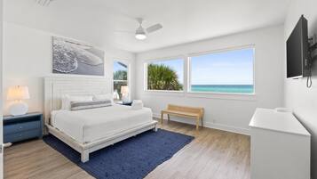 Individually decorated, individually furnished, laptop workspace