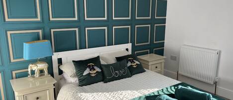 1 bedroom, desk, iron/ironing board, free WiFi