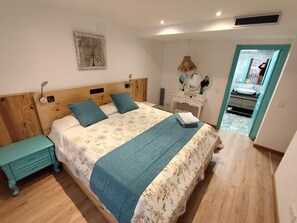 1 Schlafzimmer, Bügeleisen/Bügelbrett
