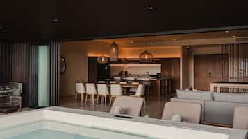 Bồn tắm spa trong nhà