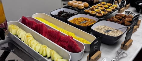 Breakfast buffet