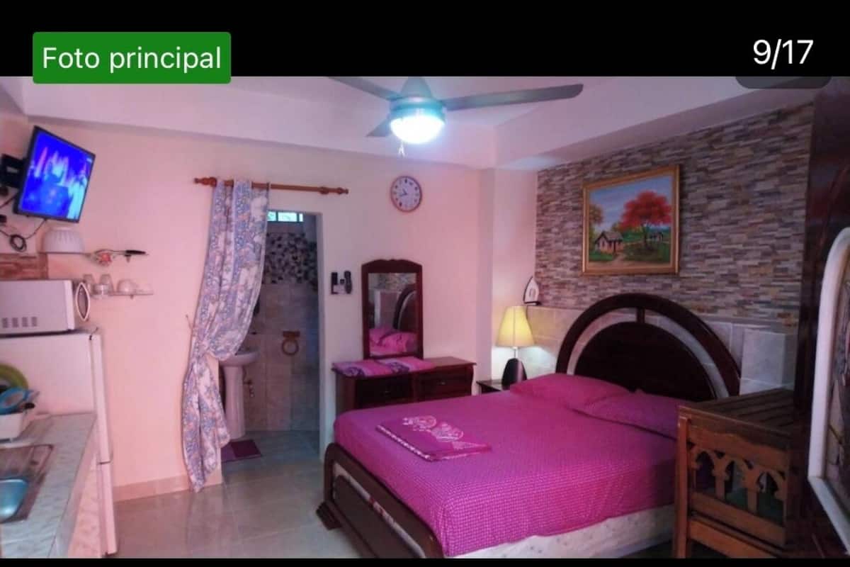 1 bedroom, iron/ironing board, free WiFi