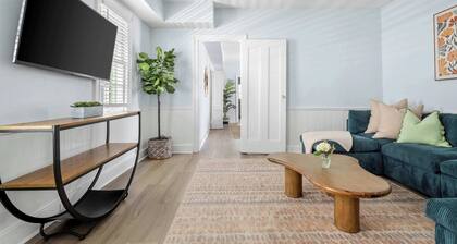 Magnolia House | Charleston Home, Walk to King St!