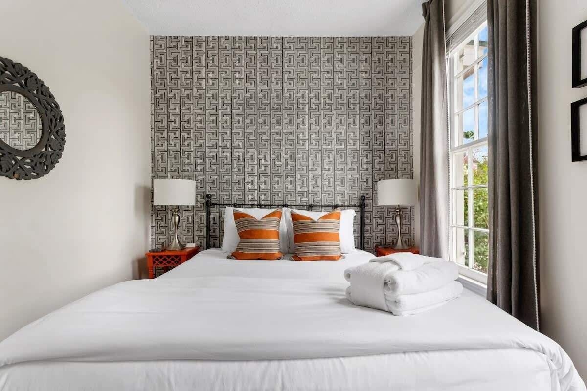 2 camere, una scrivania, ferro/asse da stiro, Wi-Fi