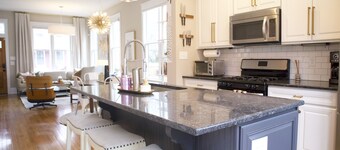 Modern 3bd House Downtown Raleigh