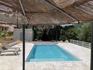 Piscine extérieure, piscine chauffée
