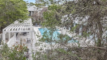 House, 3 Bedrooms (Paradise by the Pool) | View from room