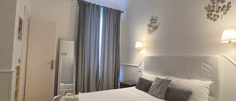 Standardzimmer | 1 Schlafzimmer, Schreibtisch, schallisolierte Zimmer