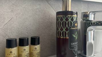 1 bedroom, desk, soundproofing, iron/ironing board